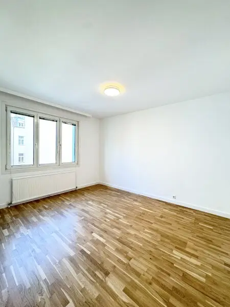 Exklusives Wohnerlebnis in Wien – Großzügige Eigentumswohnung mit Balkon