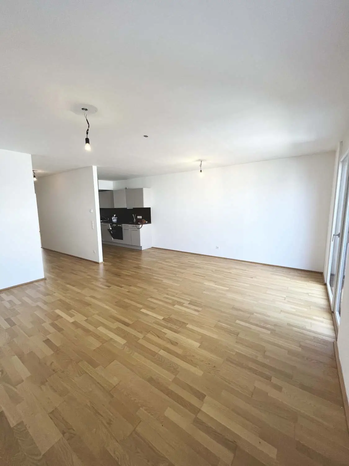 Q11 Leben in Simmering - 
Lichtdurchflutete Balkonwohnung mit 3 Zimmern und Deckenkühlung!