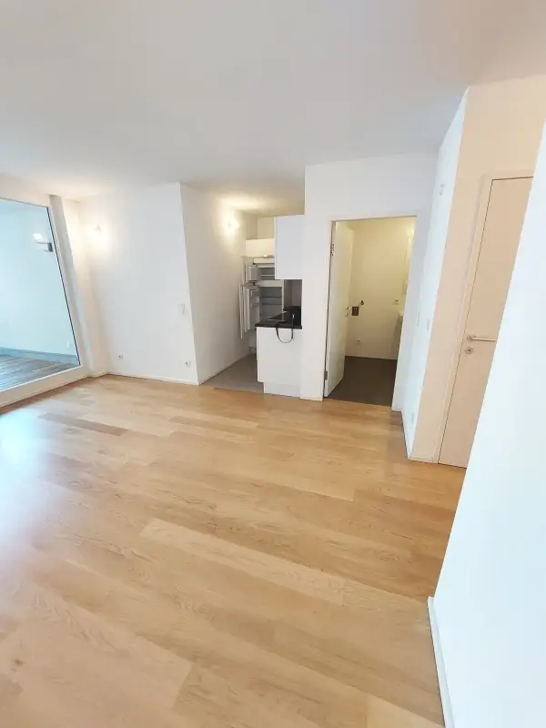 Moderne 1-Zimmer-Wohnung mit Loggia nähe U3 Schlachthausgasse!
