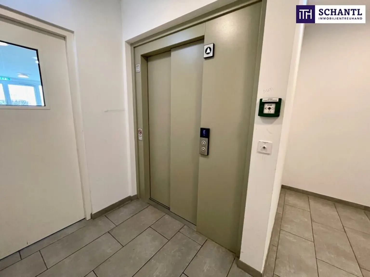 Modern, hell & mit Terrasse – 2-Zimmer-Highlight in der Gymseldorfergasse 48A