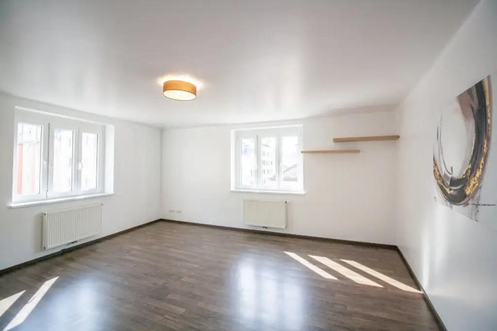 Helle 3,5-Zimmer-Wohnung nahe Hauptbahnhof – ideal für WG oder Familie