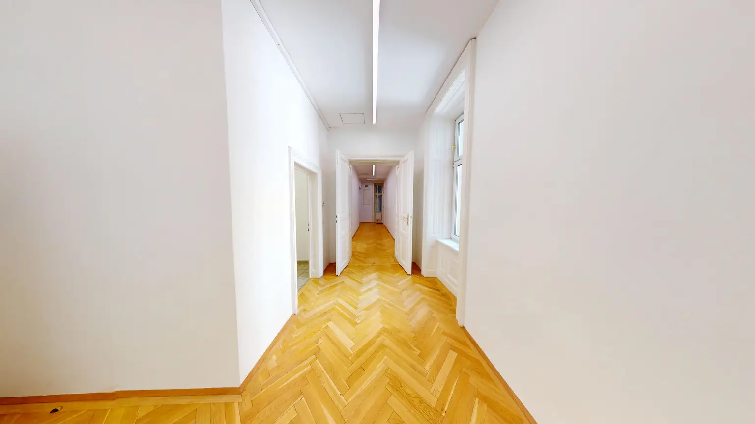 Repräsentatives Altbau-Office am Börseplatz – Nachmieter ab ca. Oktober 2025 gesucht