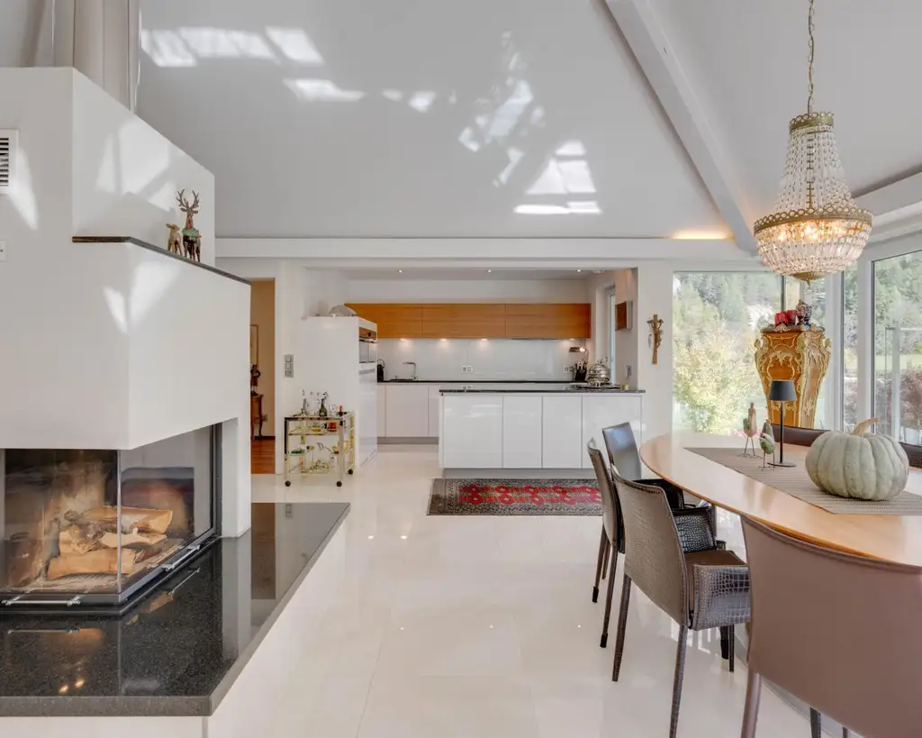 NEU!   Ein Haus am See - das besondere Juwel in ruhiger Bestlage