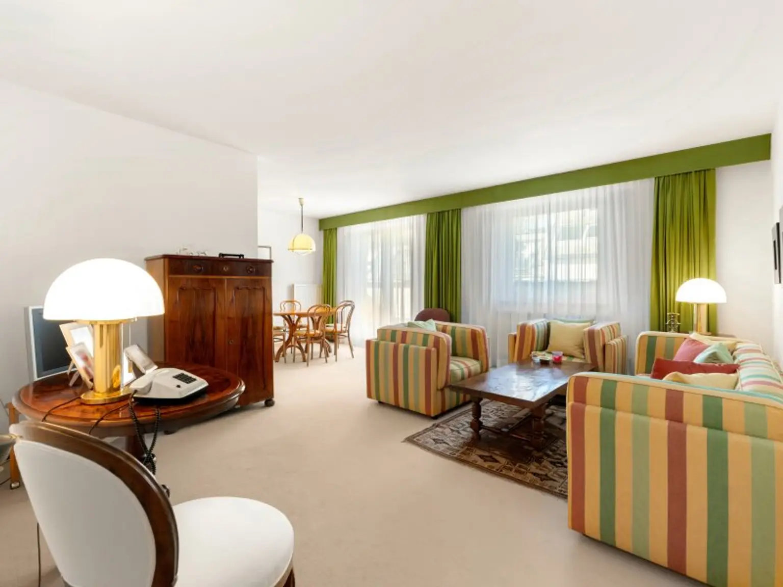 *** Dachgeschosswohnung im Börseviertel *** Licht, Lage und Wiener Flair