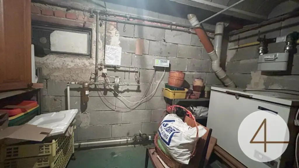 Großzügiger Bungalow mit Wintergarten und Garage im Herzen von Deutsch Wagram