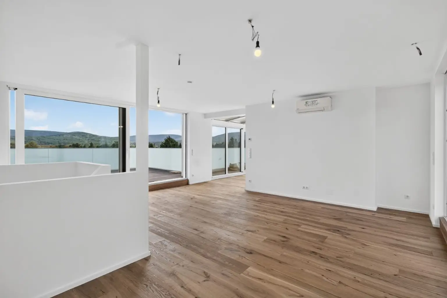 AA | THE GREEN 15 ++ EXKLUSIVE MAISONETTE mit AUSBLICK | Prima Service Immobilien