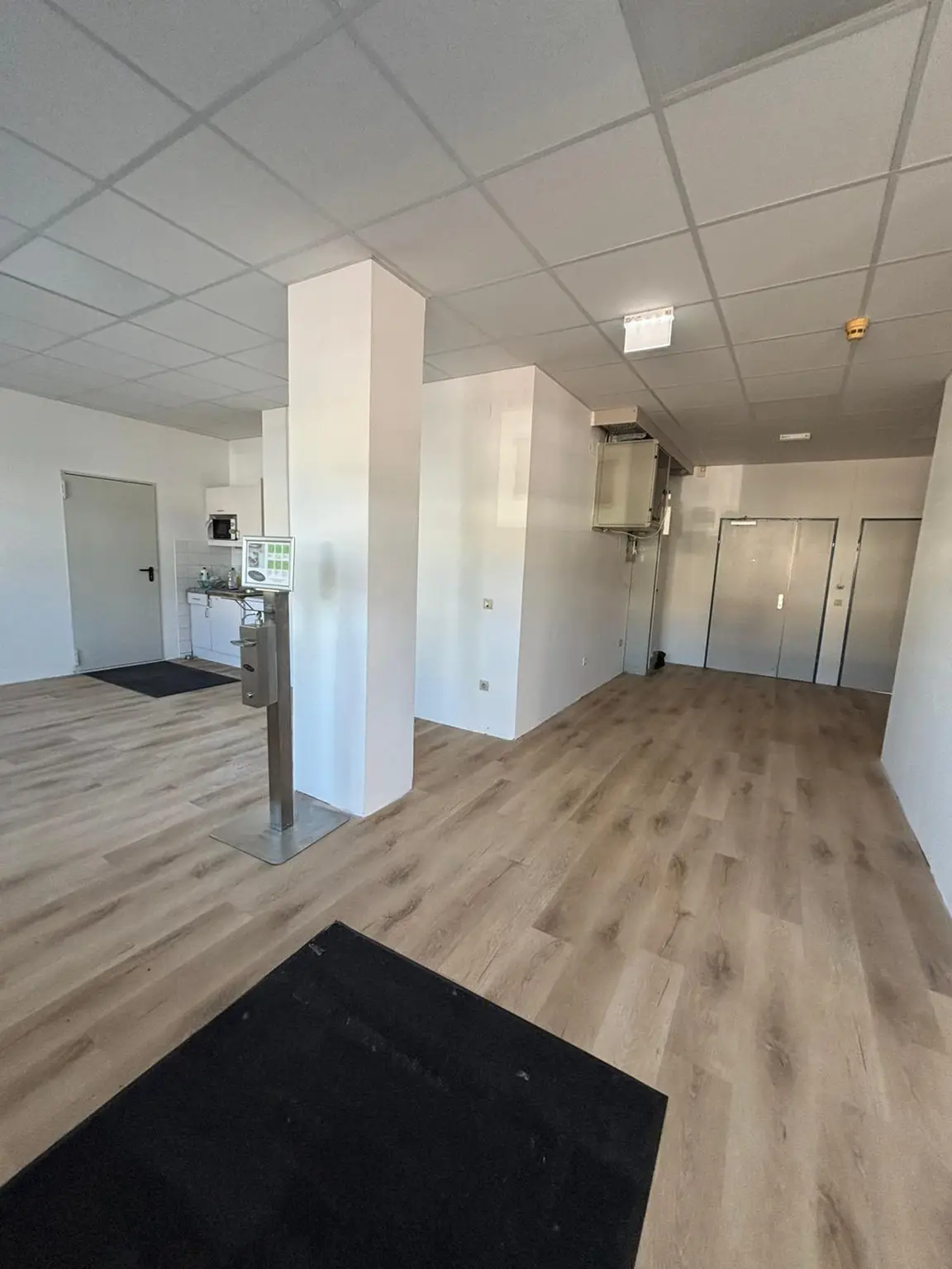 Büro - Praxis - Firmensitz zu vermieten!