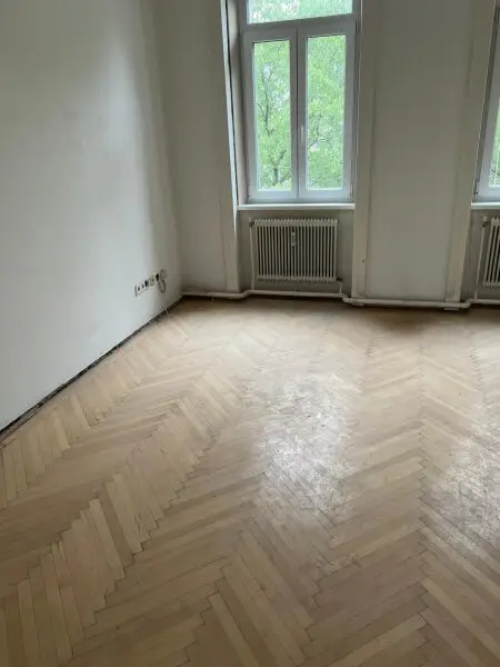 Bestandsfreies, charmantes Gründerzeitzinshaus in sehr guter Lage Nähe Klinik Floridsdorf/Nord