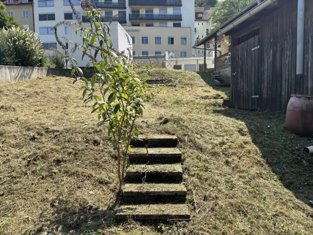 = PREISKNALLER =  Güssing !! Renovierungsobjekt in Zentrumslage mit ca. 430 m2 Eigengrund !!!