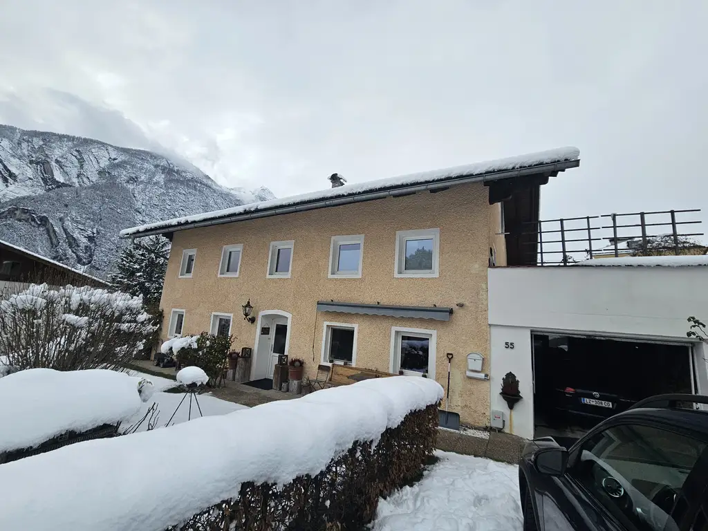 Gepflegtes Landhaus mit insgesamt 5 Wohnungen