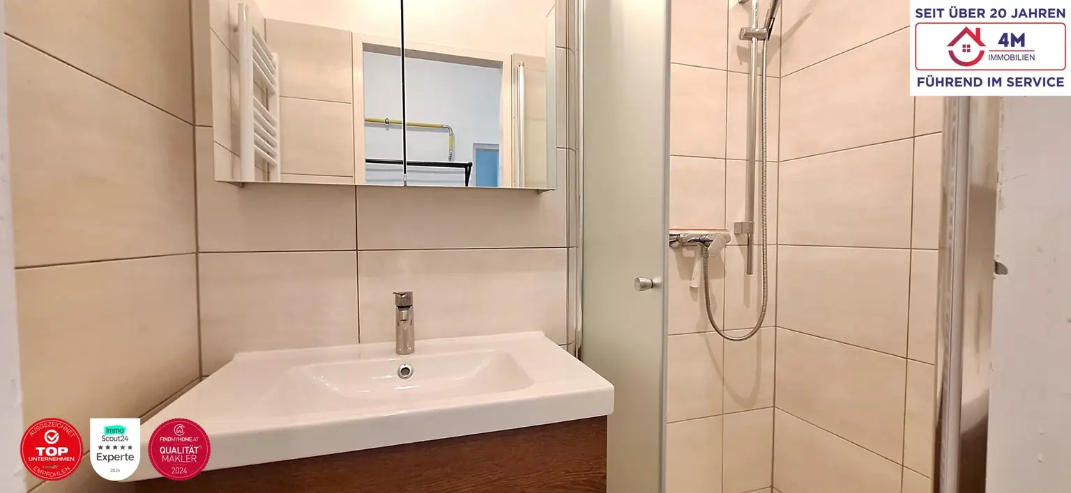 🌿 Ruhig ☀️ Hell 📍 Zentral – 2-Zimmer-Wohnung im Quergebäude mit Lift