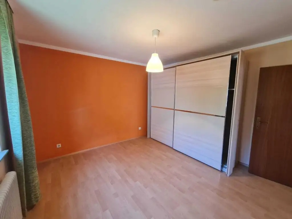 Tolle 4-Zimmer-Wohnung in Toplage von Feldkirchen – mit Loggia und eigener Garage