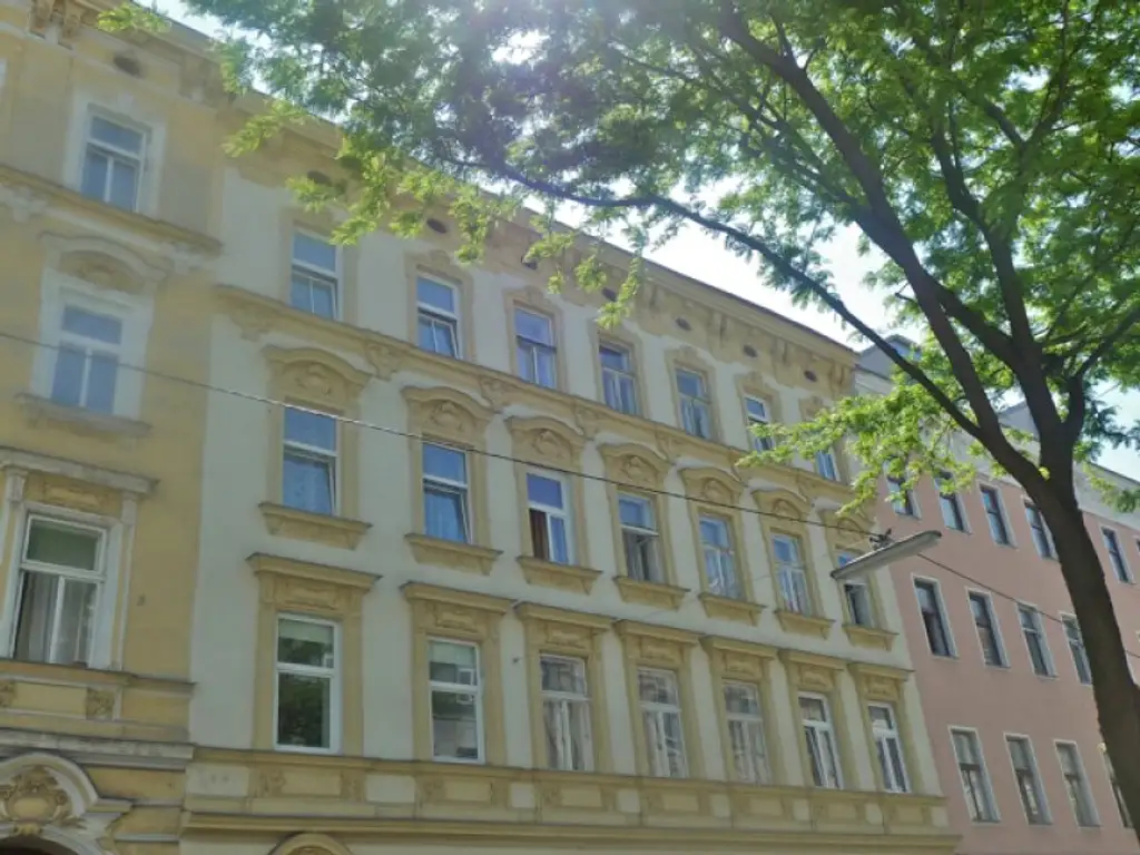 ALTBAU zu SANIEREN, SONNIG und RUHIG NÄHE U3 !