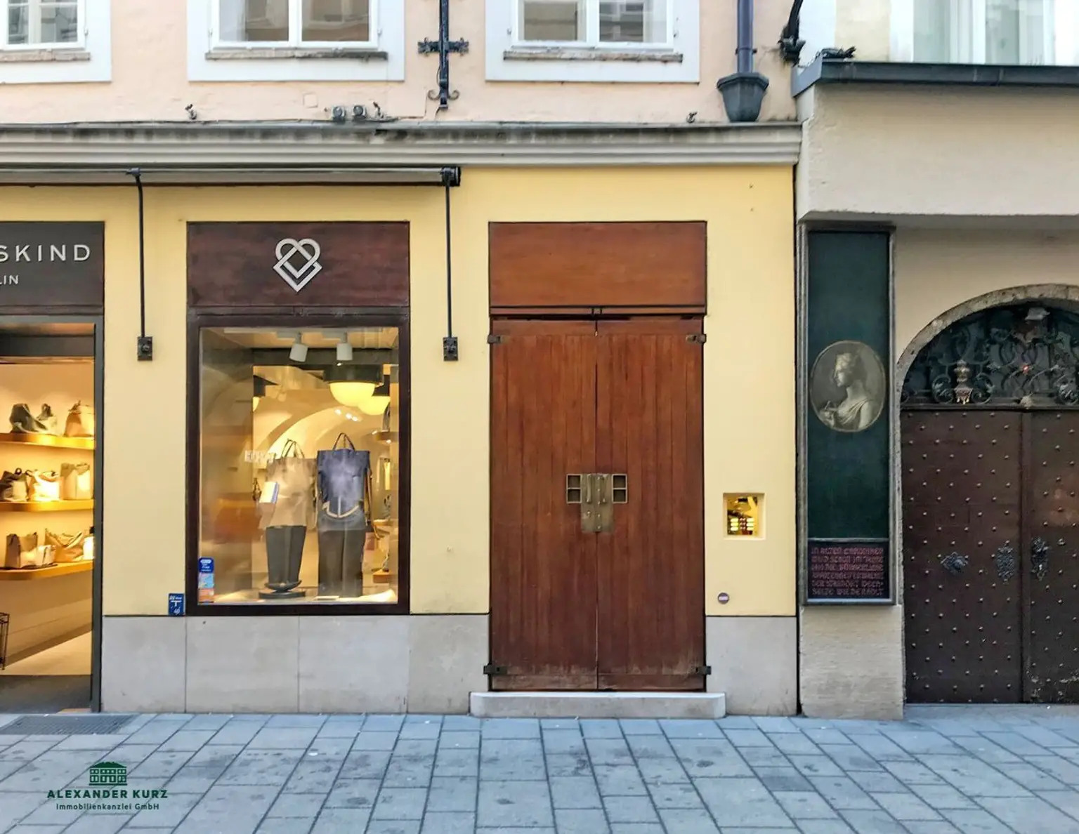 Kleine gewerbliche Einheit im Herzen der Linken Salzburger Altstadt