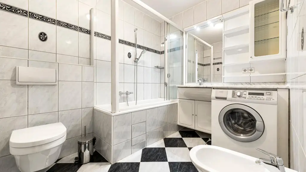 Moderne 4-Zimmer-Wohnung mit Grünblick & 2 Balkonen in Top Lage im 7. Bezirk!