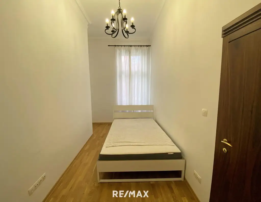 6 Zimmer Ordination/Büro/Praxis/Wohnung nahe des Parlaments!