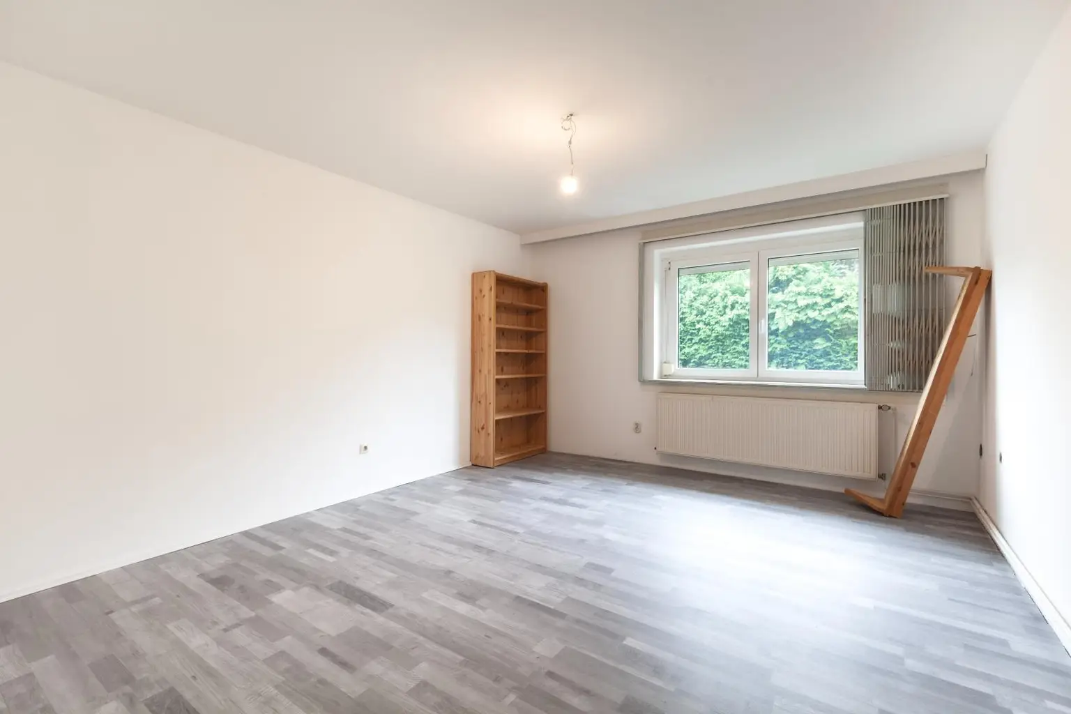 Zimmer ca. 20m² EG