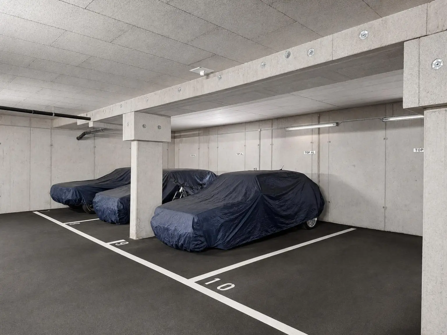 Längenfeld - Tiefgarage - Bild 1
