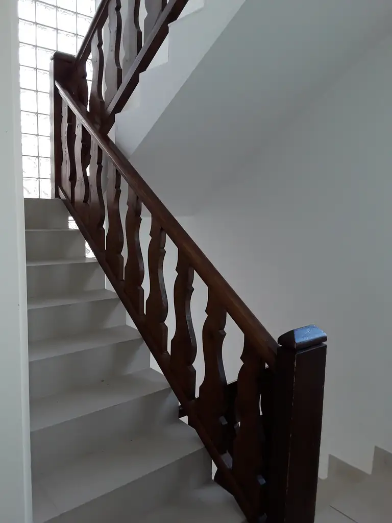 Eine sehr schöne 4 Zimmer-Wohnung mit Balkon im 1. Stock, in Gmunden, in ruhiger Lage.