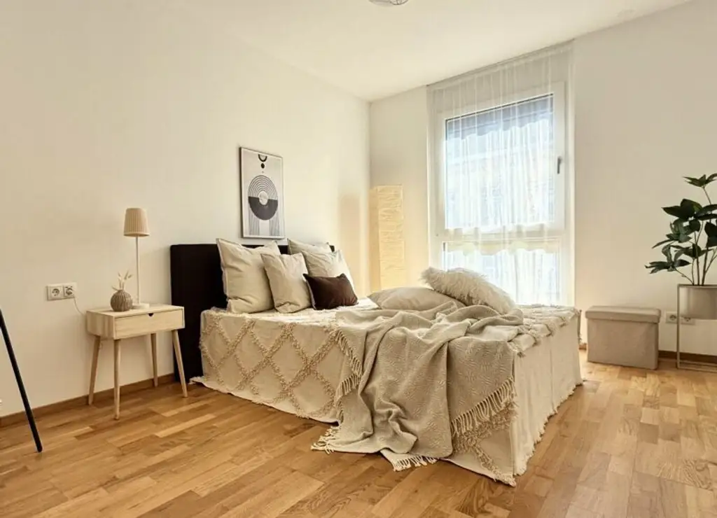 Arndtstraße! Neubau 2-Zimmer-Erstbezug mit Balkon im 4. Liftstock - Top48
