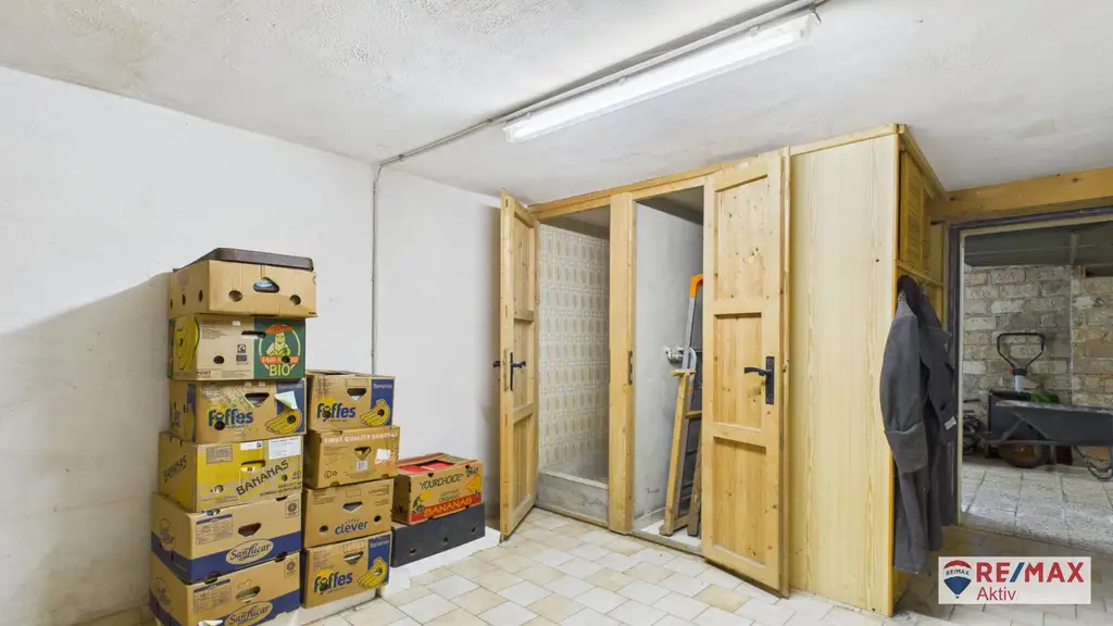 Einfamilienhaus mit großem Garten und viel Potential zur Erweiterung