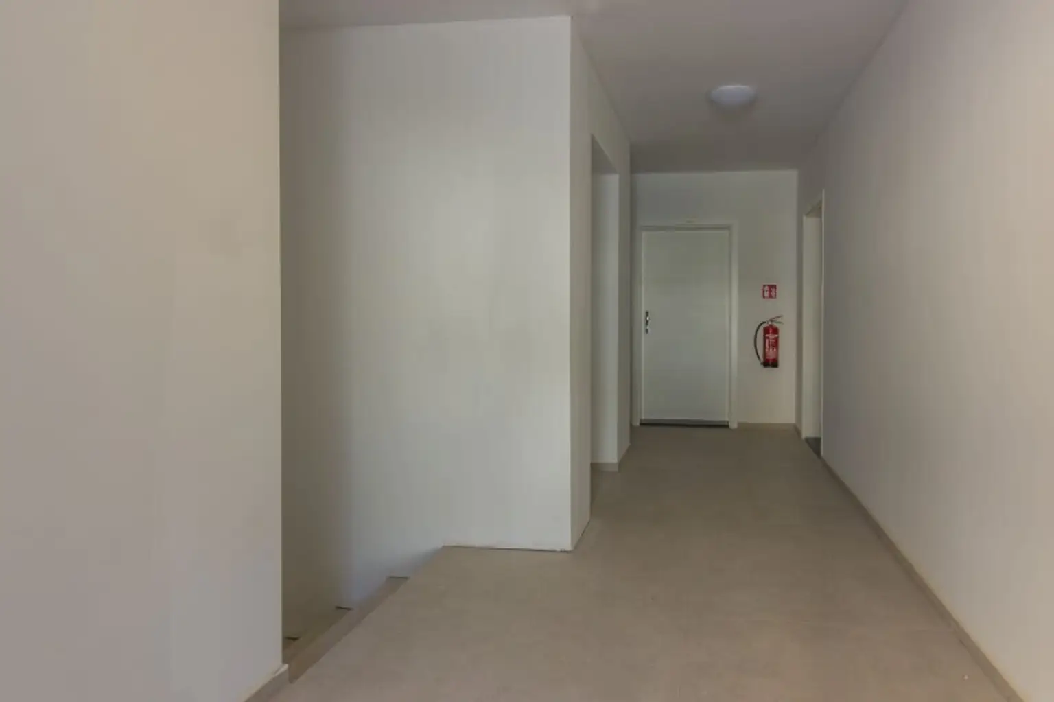 Großzügig und Ruhig | Neubau Erstbezug | Balkonwohnung mit Eck-Wohnzimmer