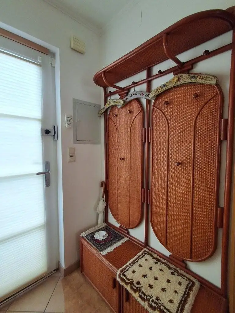 18 Vorzimmer RH 1230