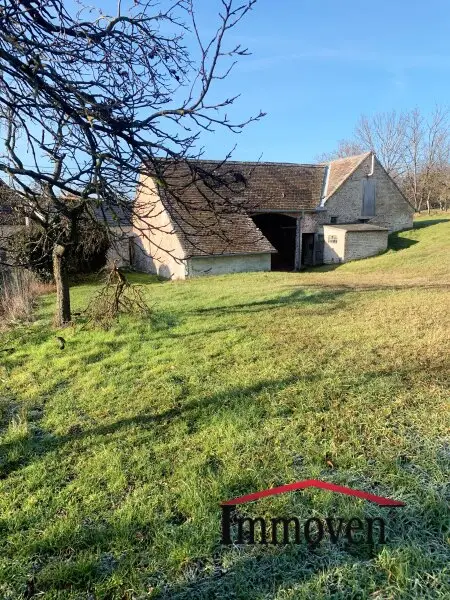 EINMALIGE GELEGENHEIT - Großes sonniges Grundstück und 2 große Ackerflächen!