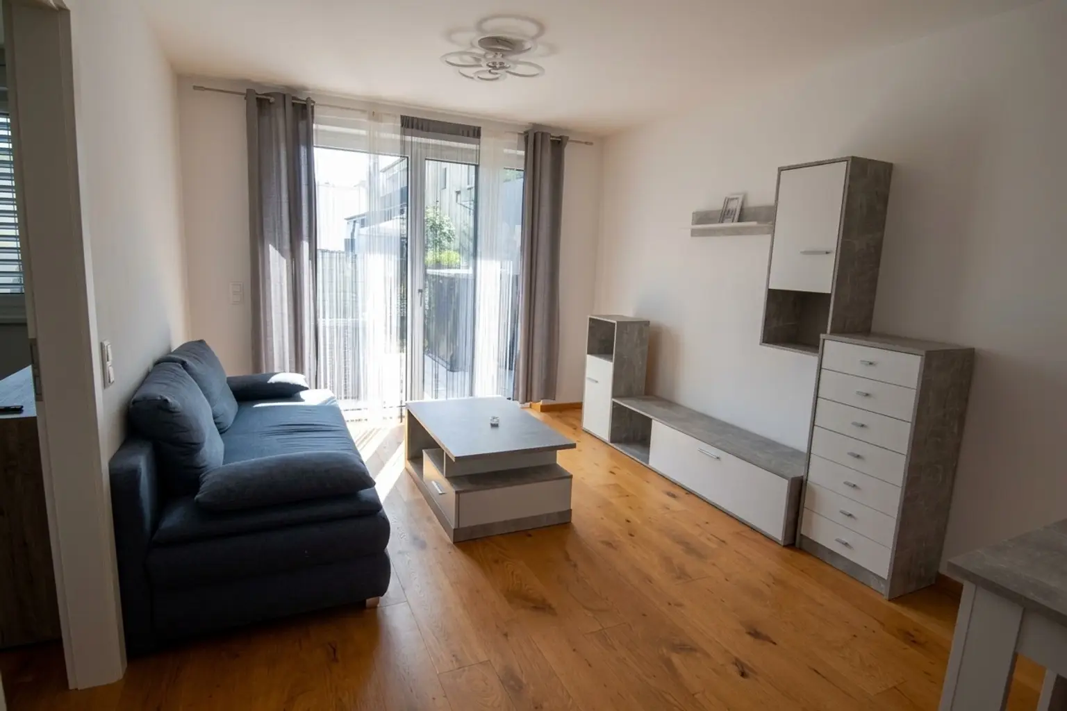 Moderne 2-Zimmer-Gartenwohnung mit Terrasse & Carport in begehrter Ruhelage
