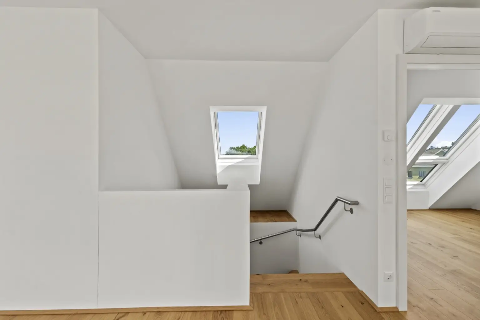 E | ++ DG-MAISONETTE mit WEITBLICK ++ im PROJEKT KARL74 | Prima Service Immobilien