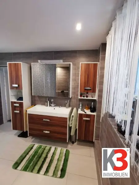 K3 - Gemühtlicher, barrierefreier Bungalow mit kleiner Werkstatt und angebautem Pavillon