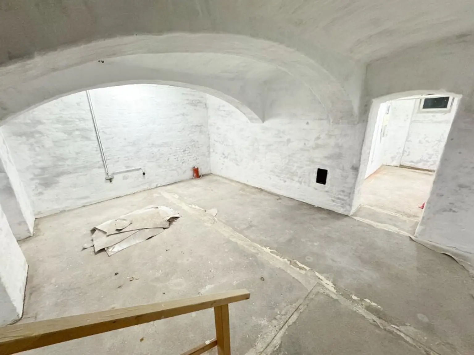 PROVISIONSFREI! Hannovermarkt, Wallensteinstraße Lager / Magazin mit 46,51 m2 Nutzfläche und Strassenzugang zu vermieten!