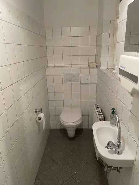 4-ZIMMER-BÜRO IN PALAIS BEIM STADTPARK/U4!