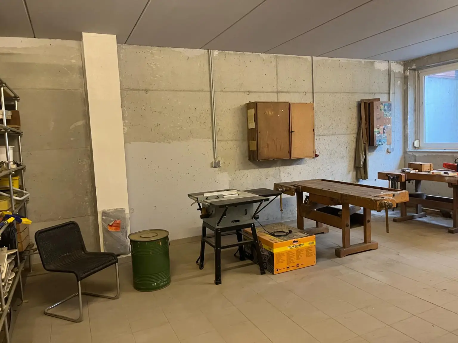 Arbeitsraum mit Lager RH 2,80 (Betriebsstätte)