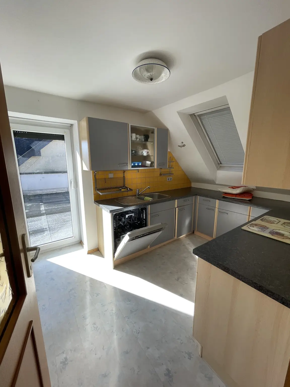 Mehrfamilienhaus mit Garten