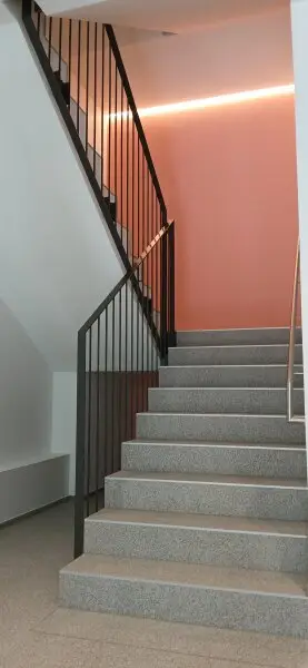 Wunderschöne 2 Zimmerwohnung mit großem Balkon im Zentrum