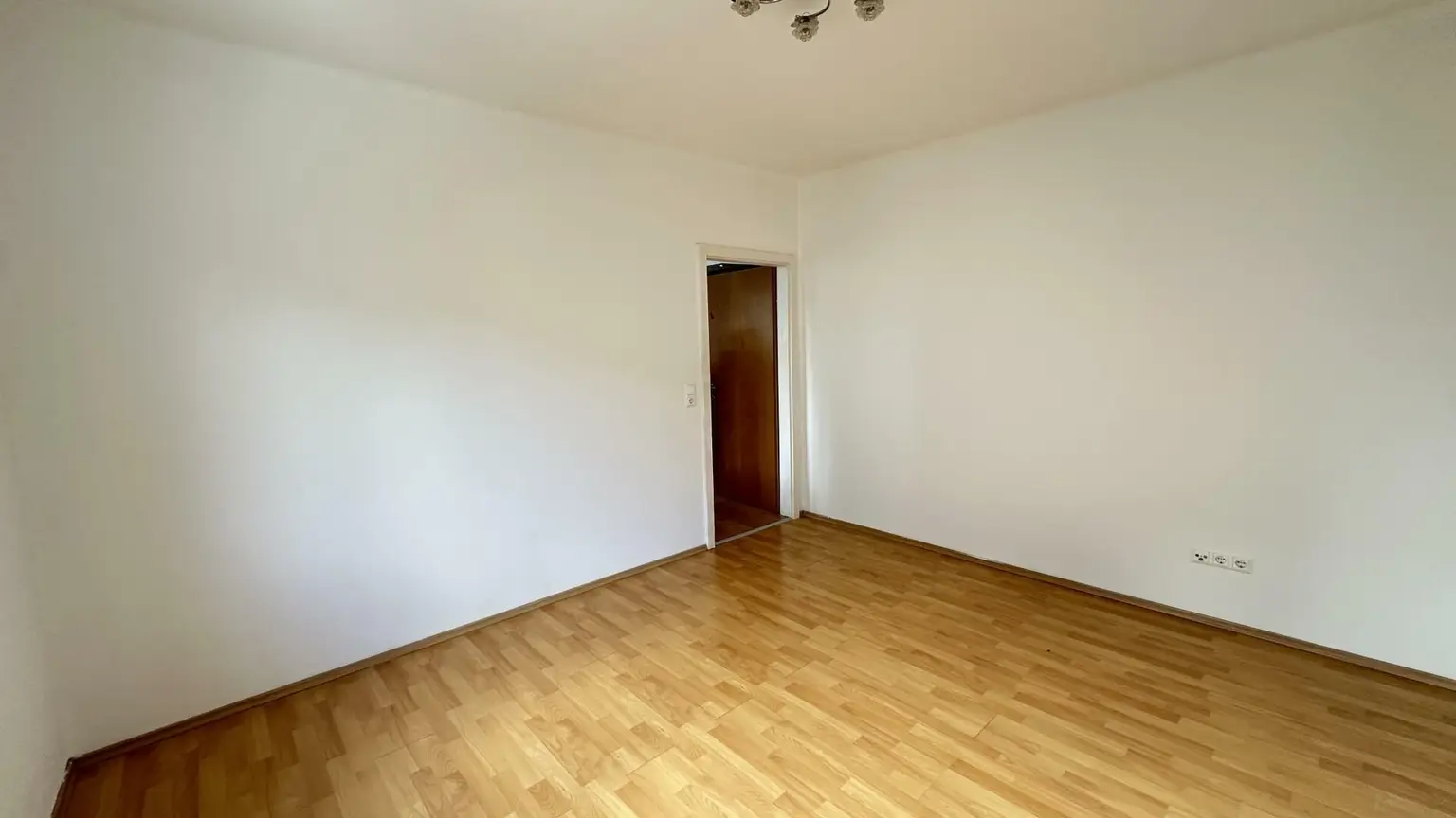 20251001_093652387_iOS