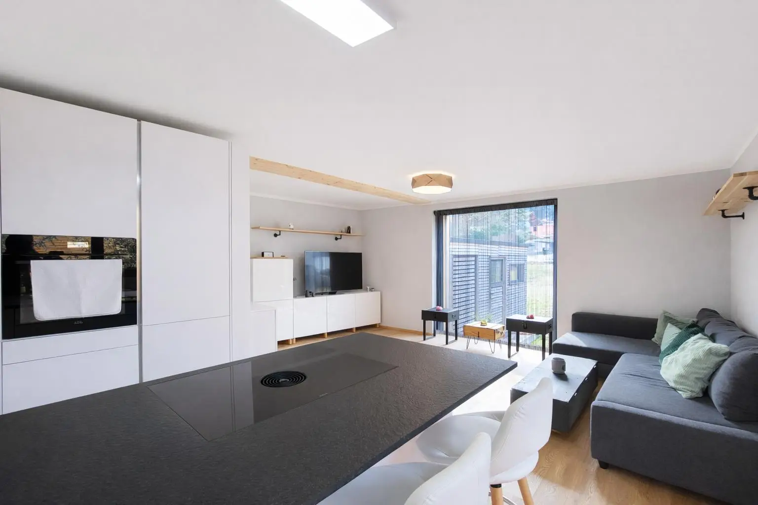 modernes Wohn- und Küchenkonzept