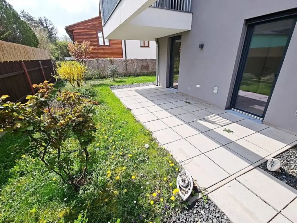 NEUBAU-RENDITEOBJEKT IM GRÜNEN, freier Mietzins, 10 Wohneinheiten mit Freiflächen, 5 Stellplätze, 748 m2 Grundstück, Aspern, U2-Nähe