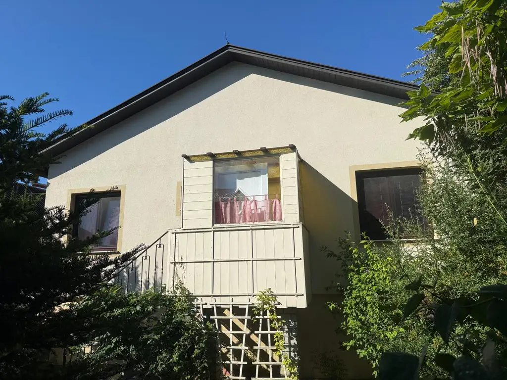 Einfamilienhaus mit Garten in ruhiger Lage