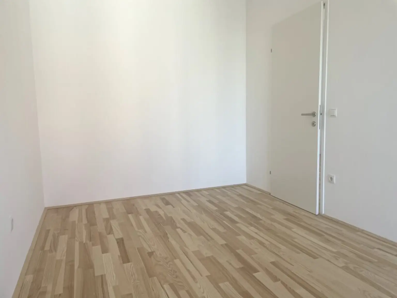 2-Zimmer Wohnung in TOP Lage - sehr begehrt nahe der U-Bahn - ab 01.10