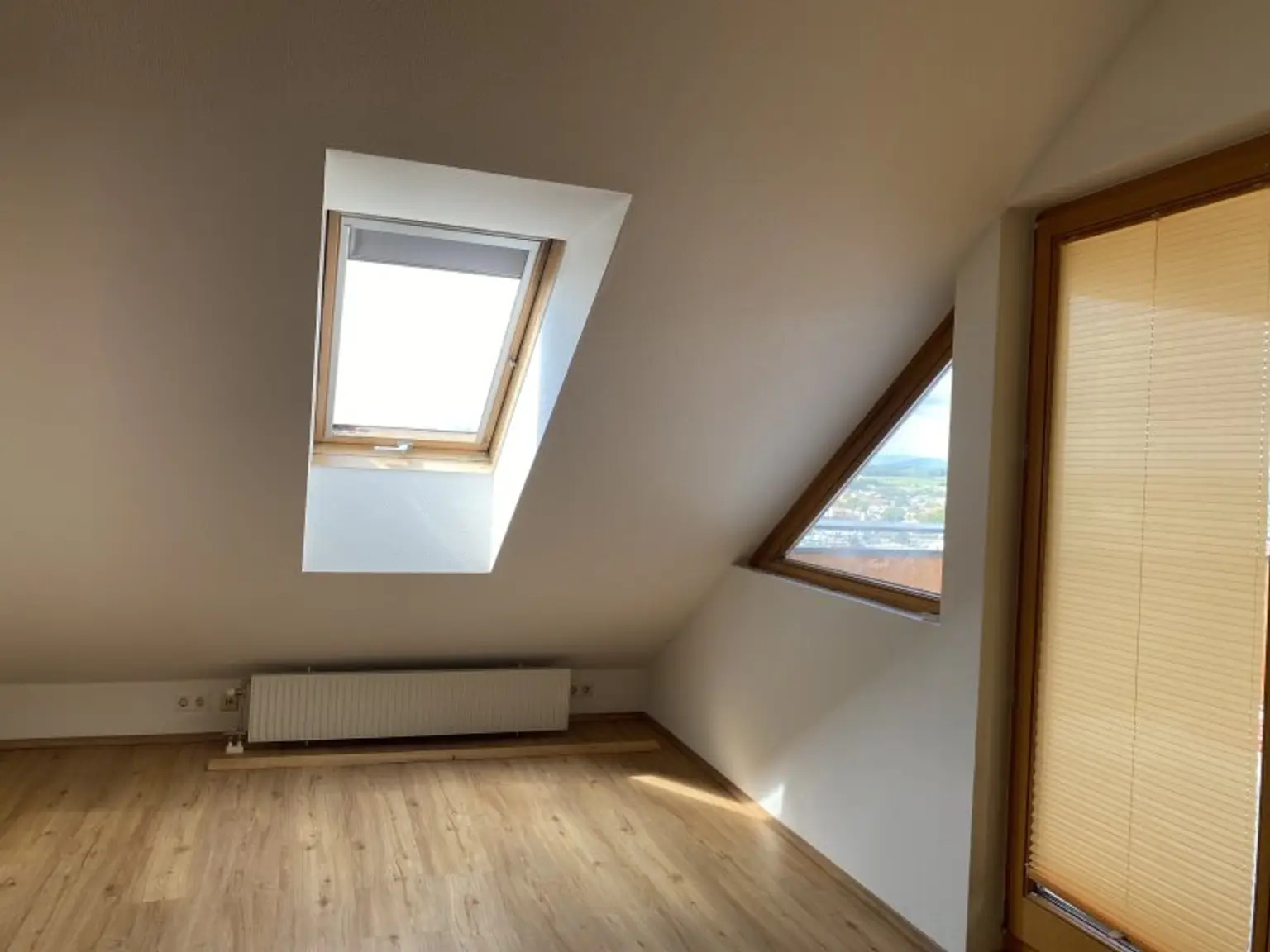 Schöne, große Wohnung in super Aussichtslage