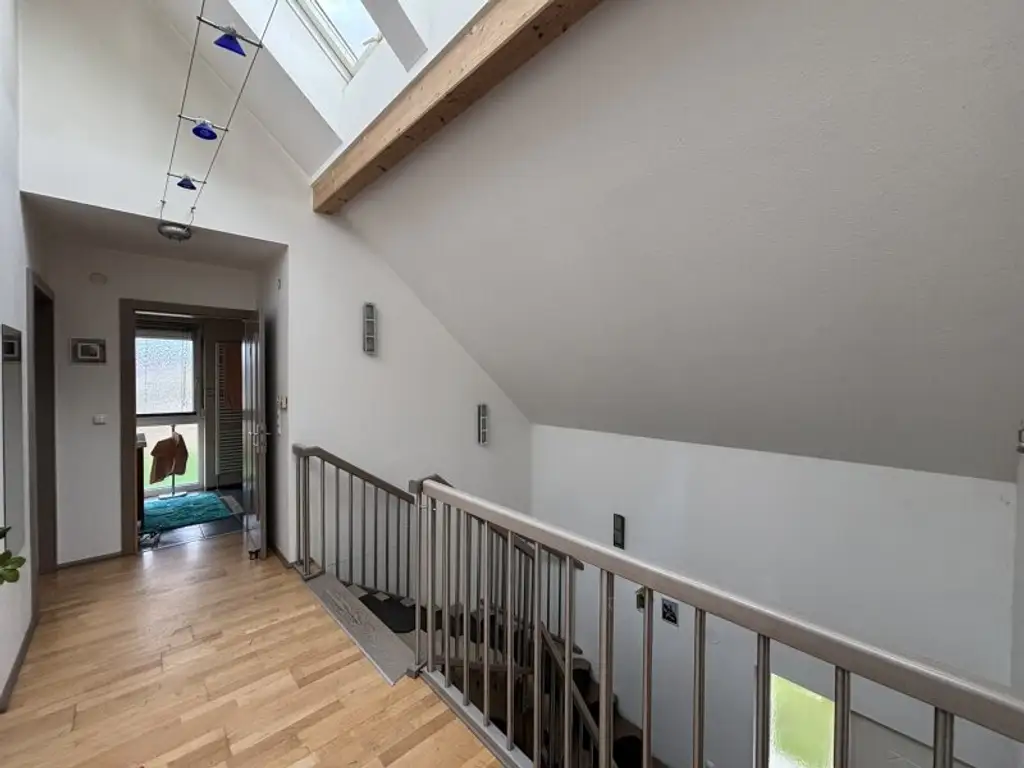 Gattendorf - lichtdurchflutetes EFH in Ruhelage mit Pool und großem Garten