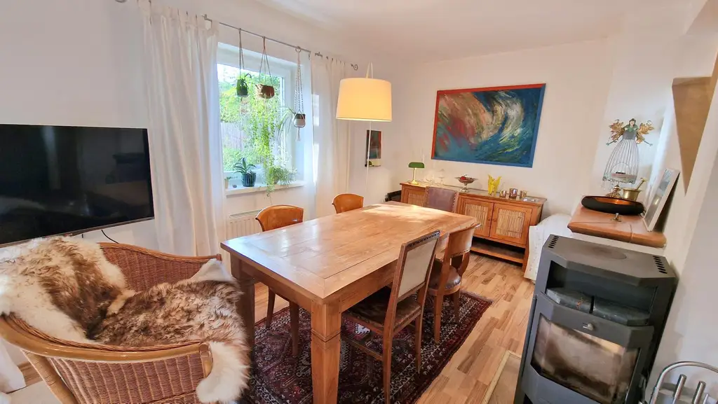 Charmantes Reihenhaus mit Garten, Pool und Terrasse – gepflegt & bezugsbereit ab Sommer 2026