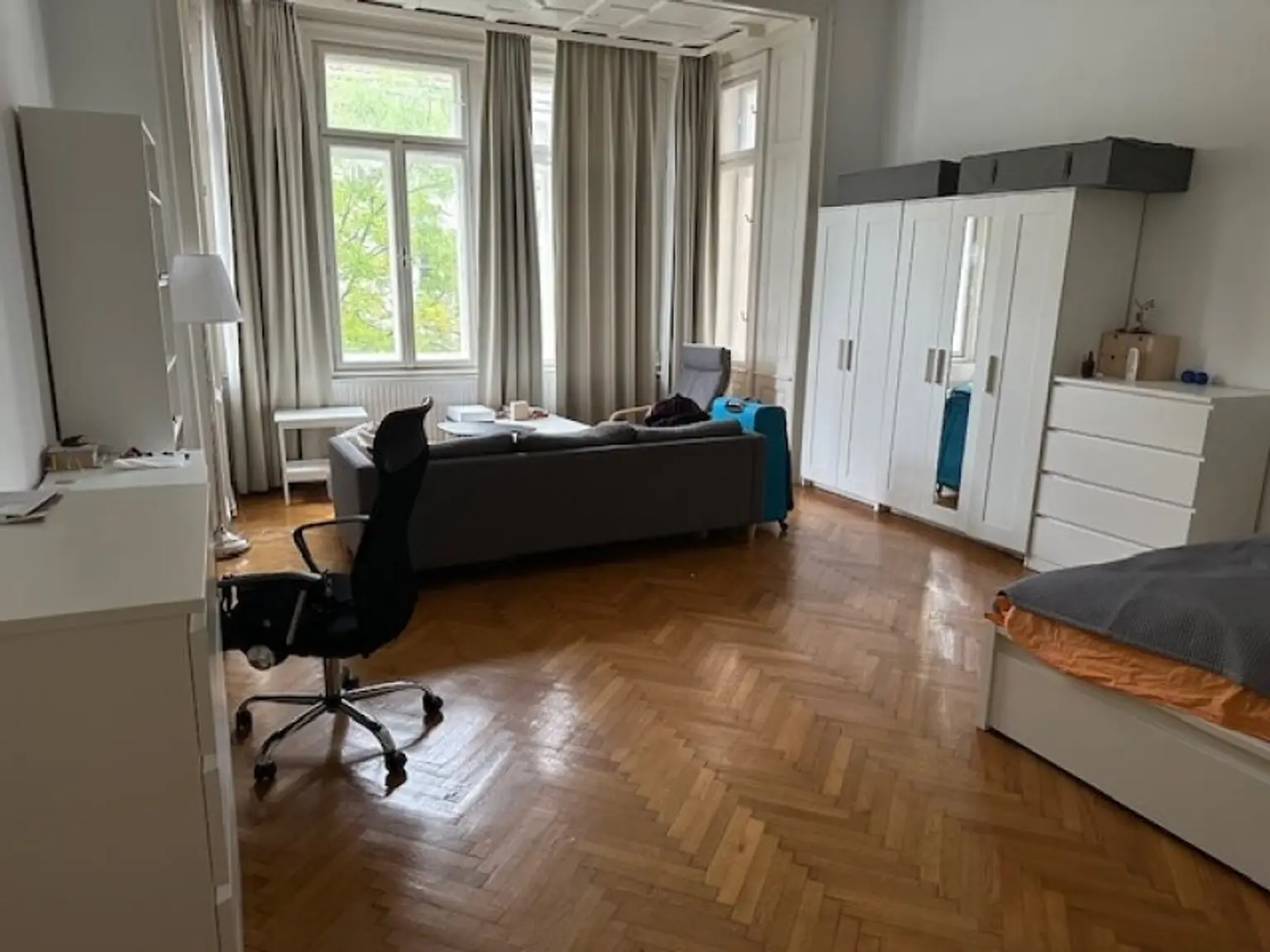 Charmante, möblierte Altbauwohnung - ideal für Studenten!