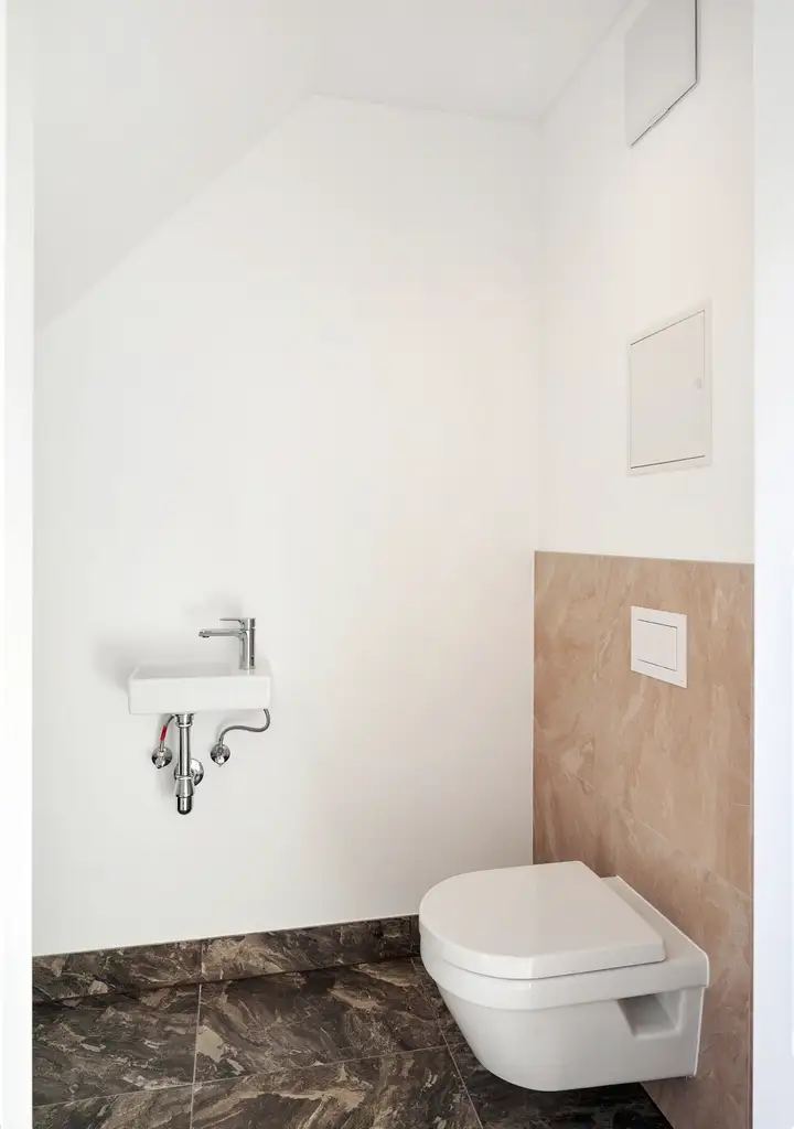 4-Zimmer-Dachgeschosswohnung mit Terrasse in idyllischer Grünlage 
nahe Donau - ERSTBEZUG!