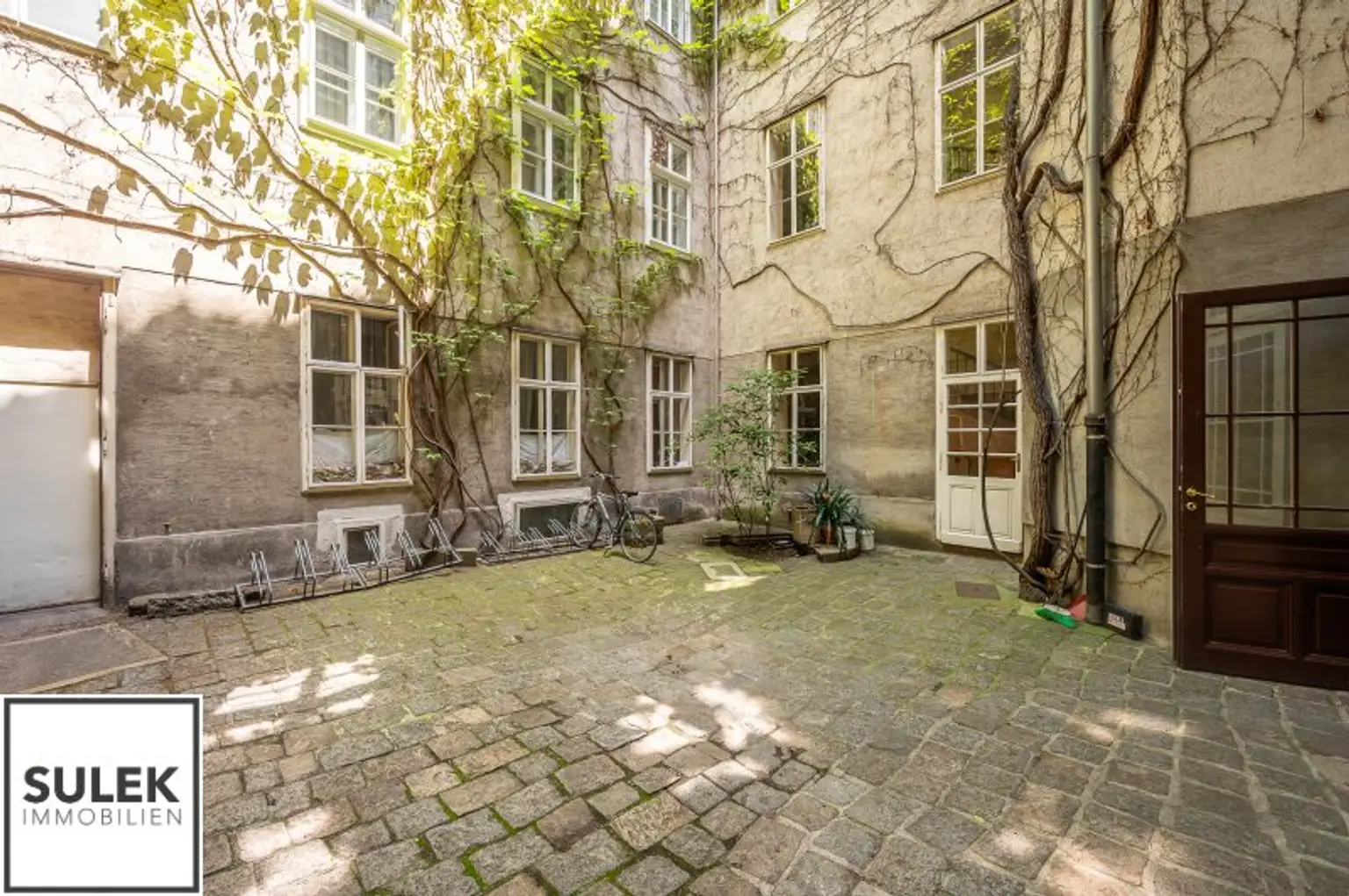 Repräsentatives Büro im 1. Bezirk – 118 m² zur unbefristeten Miete
