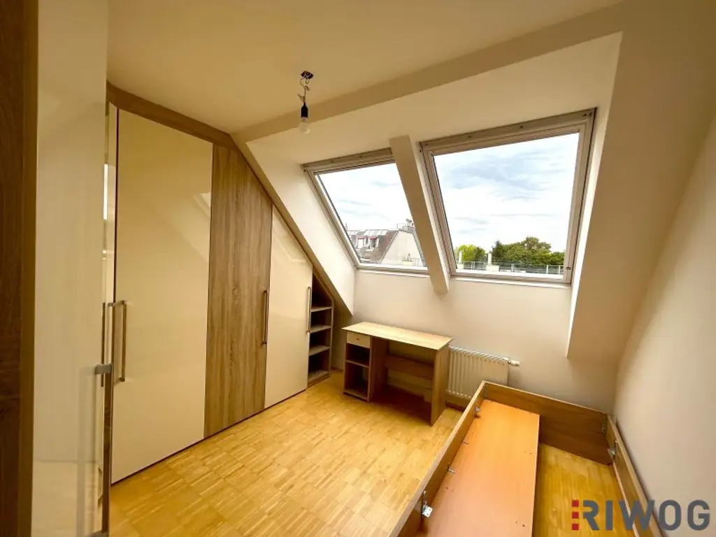 Nähe Schloss Hetzendorf und Bahnhof II Terrassenwohnung mit Garagenstellplatz II an der Hetzendorfer Straße