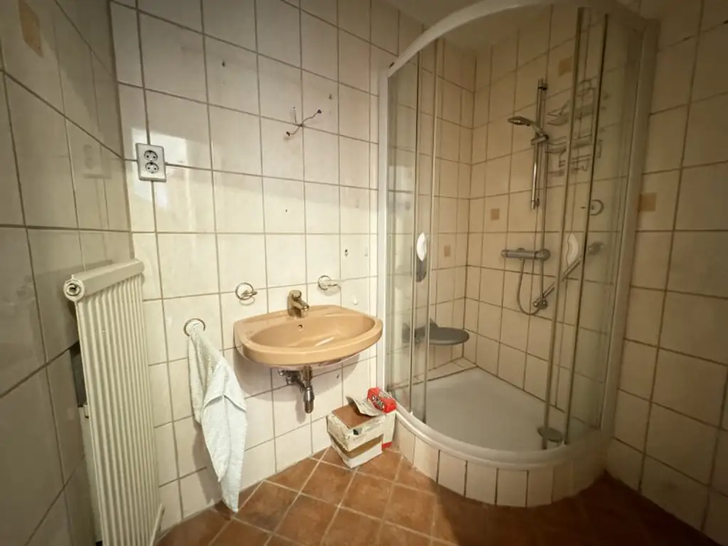 *Sanierungsbedürftiger Pärchenhit in begehrter Lage beim Schloss Schönbrunn* Ab sofort verfügbar*