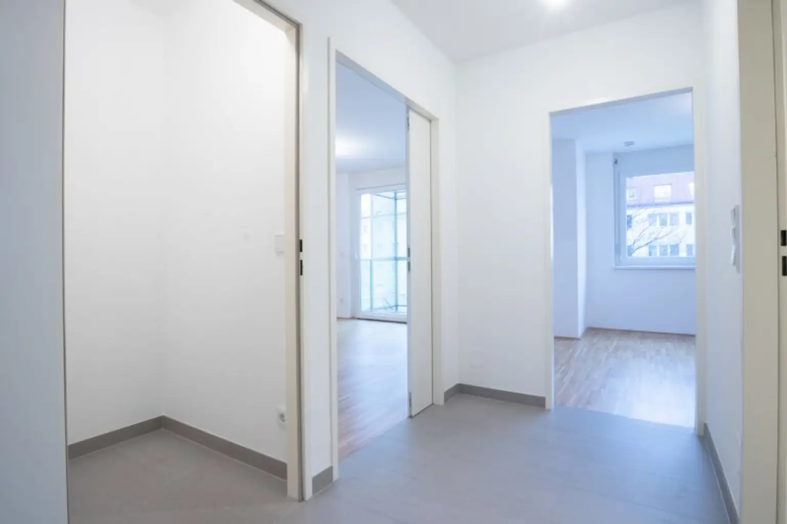 HOFSEITIG! ruhige 3-Zimmer-Wohnung mit bester Ausstattung!